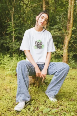 ACID LOVE 0.06 'Fantasy' Tee - White