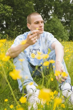 ACID LOVE 0.06 'Floating Points' Tee - Tie Dye Sky Blue