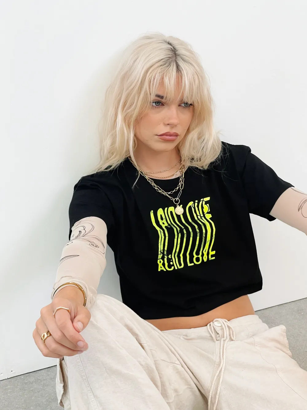 ACID LOVE WMNS 'Bitmap' Cropped Tee - Black