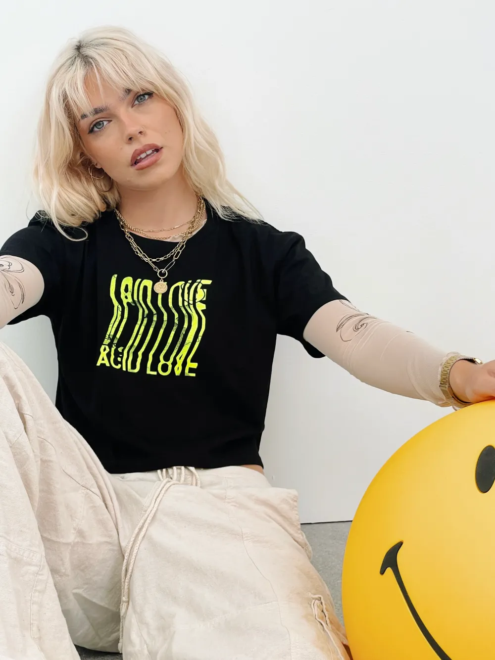 ACID LOVE WMNS 'Bitmap' Cropped Tee - Black