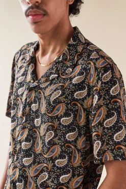 bound 'Ebony' Paisley Rayon SS Shirt