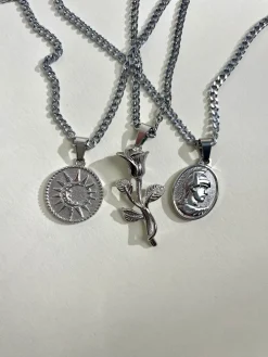 UN:IK Essentials Centurion Pendant Necklace - Silver / Gold