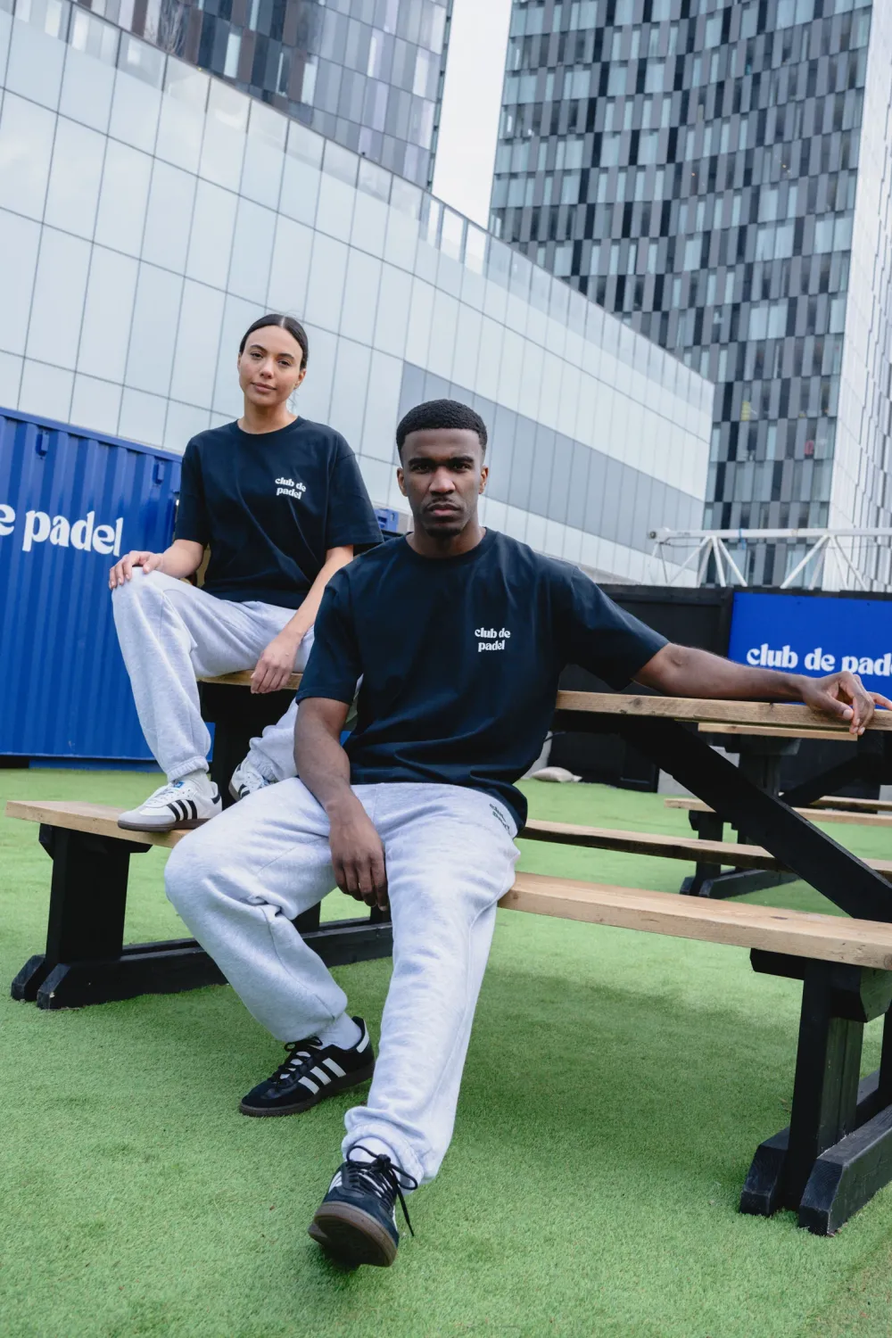 Club De Padel Logo Tee - Navy