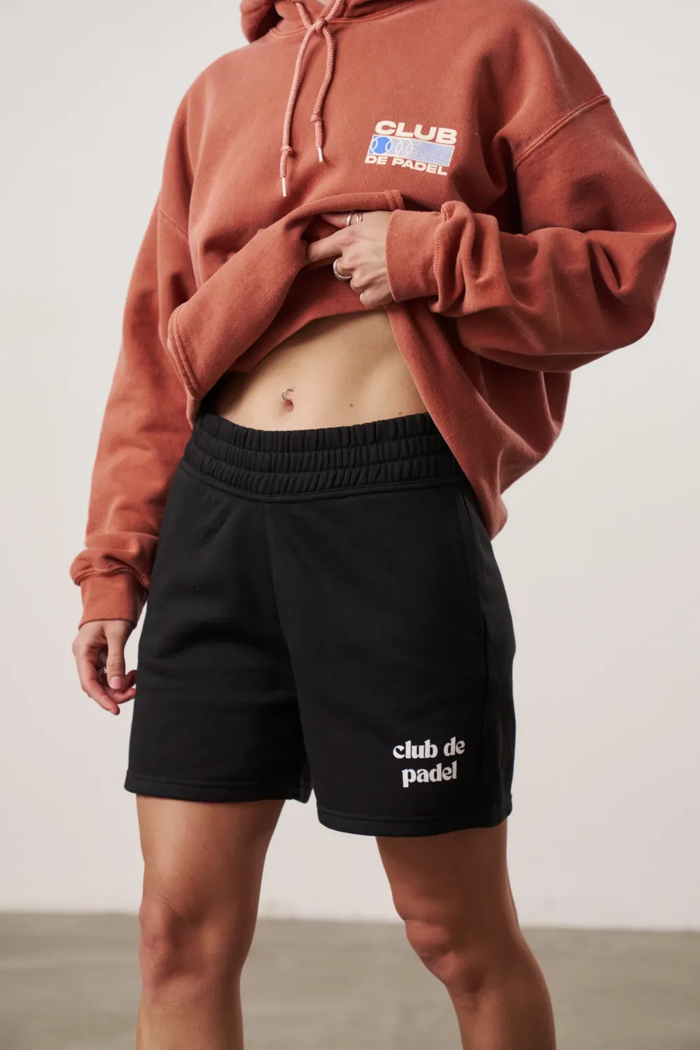 Women Club De Padel Logo WMNS Jogger Shorts - Black