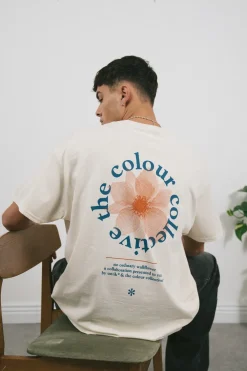 The Colour Collective Colour Collective 'Classic Wallflower' Tee - Natural
