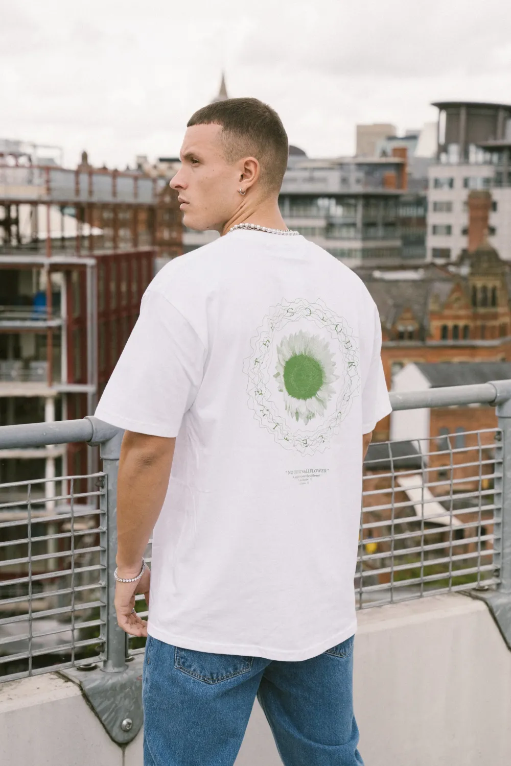 The Colour Collective Colour Collective 'Original Wallflower' Tee - White