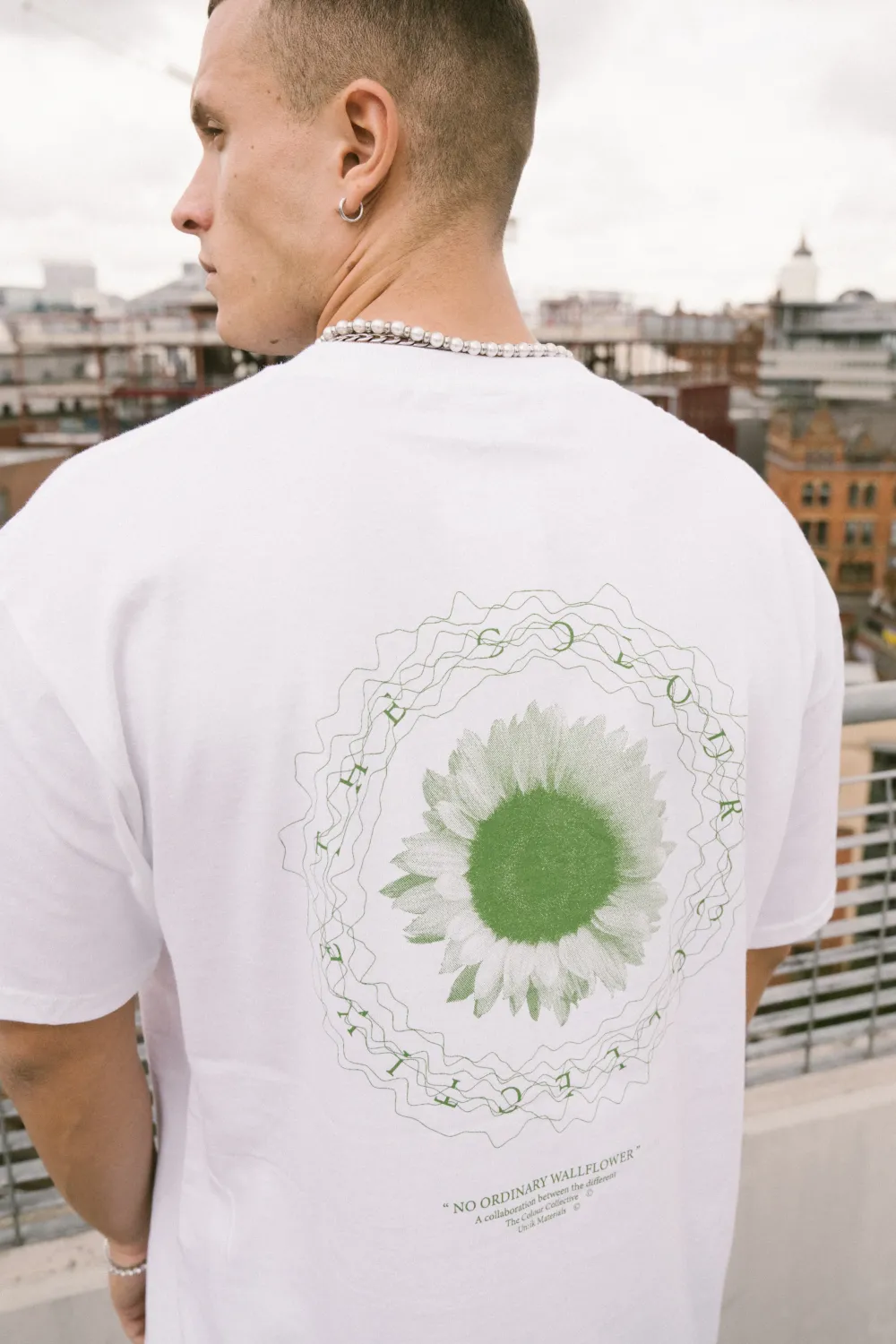 The Colour Collective Colour Collective 'Original Wallflower' Tee - White