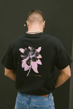 The Colour Collective Colour Collective 'Science' Tee - Black