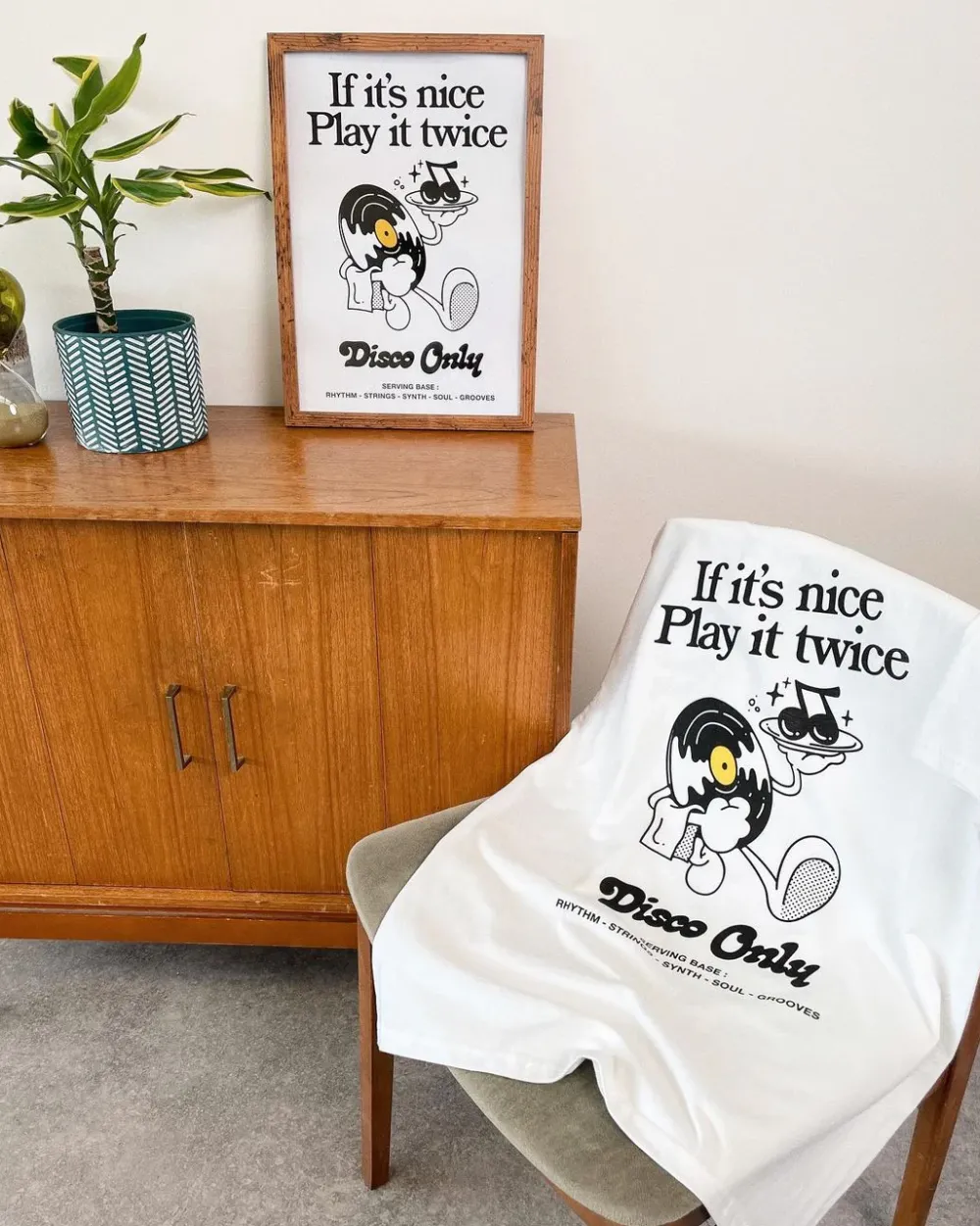 Discounted Bundles DISCO ONLY 'Play It Twice V2' Tee & Print Bundle - White