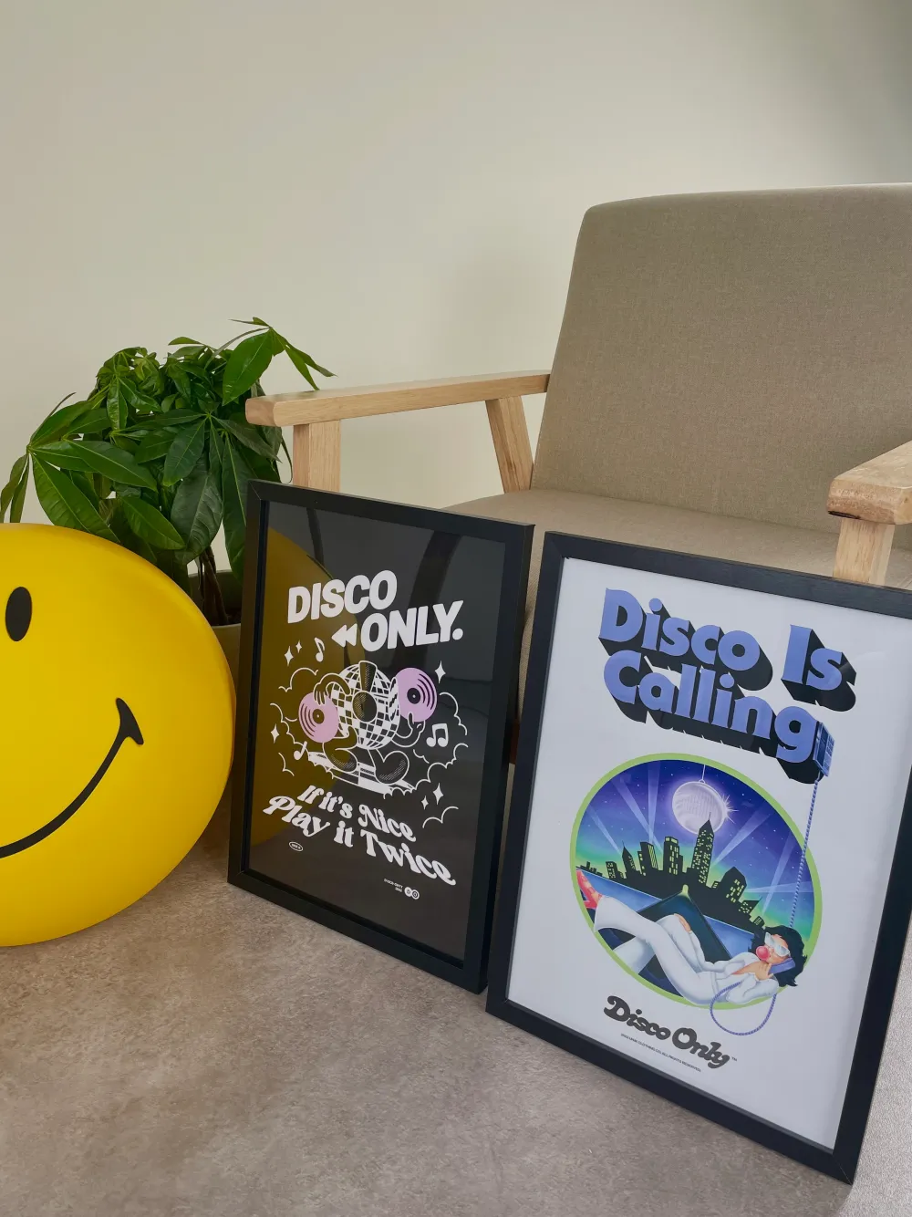 DISCO ONLY 'Play It Twice V4' Print - Black