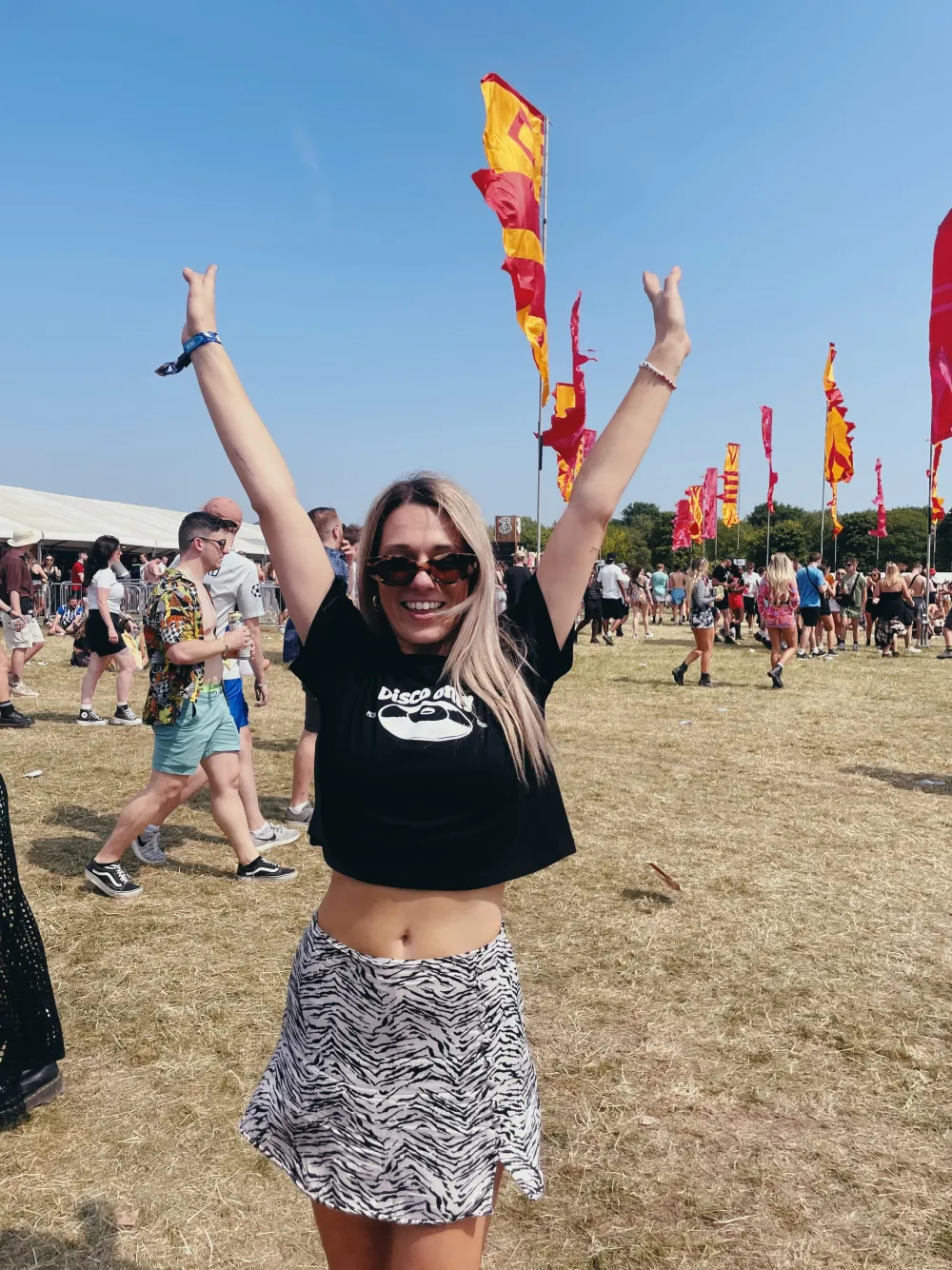 DISCO ONLY WMNS 'Mr Phomer' Cropped Tee - Black