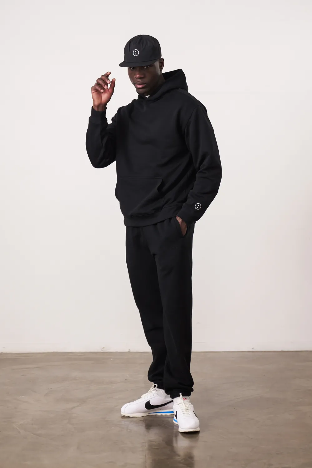 UN:IK Essentials Essentials Premium Hoodie - Black