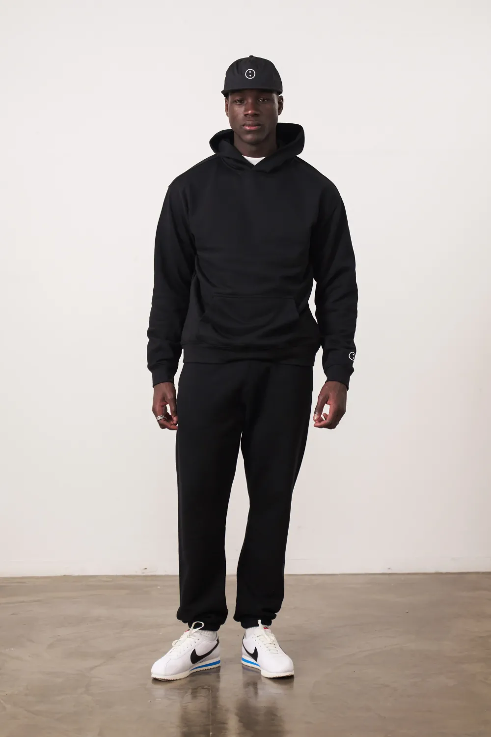 UN:IK Essentials Essentials Premium Hoodie - Black