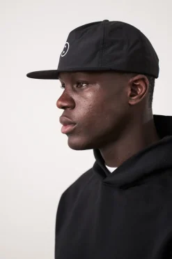 UN:IK Essentials Essentials Premium Snapback Cap - Black
