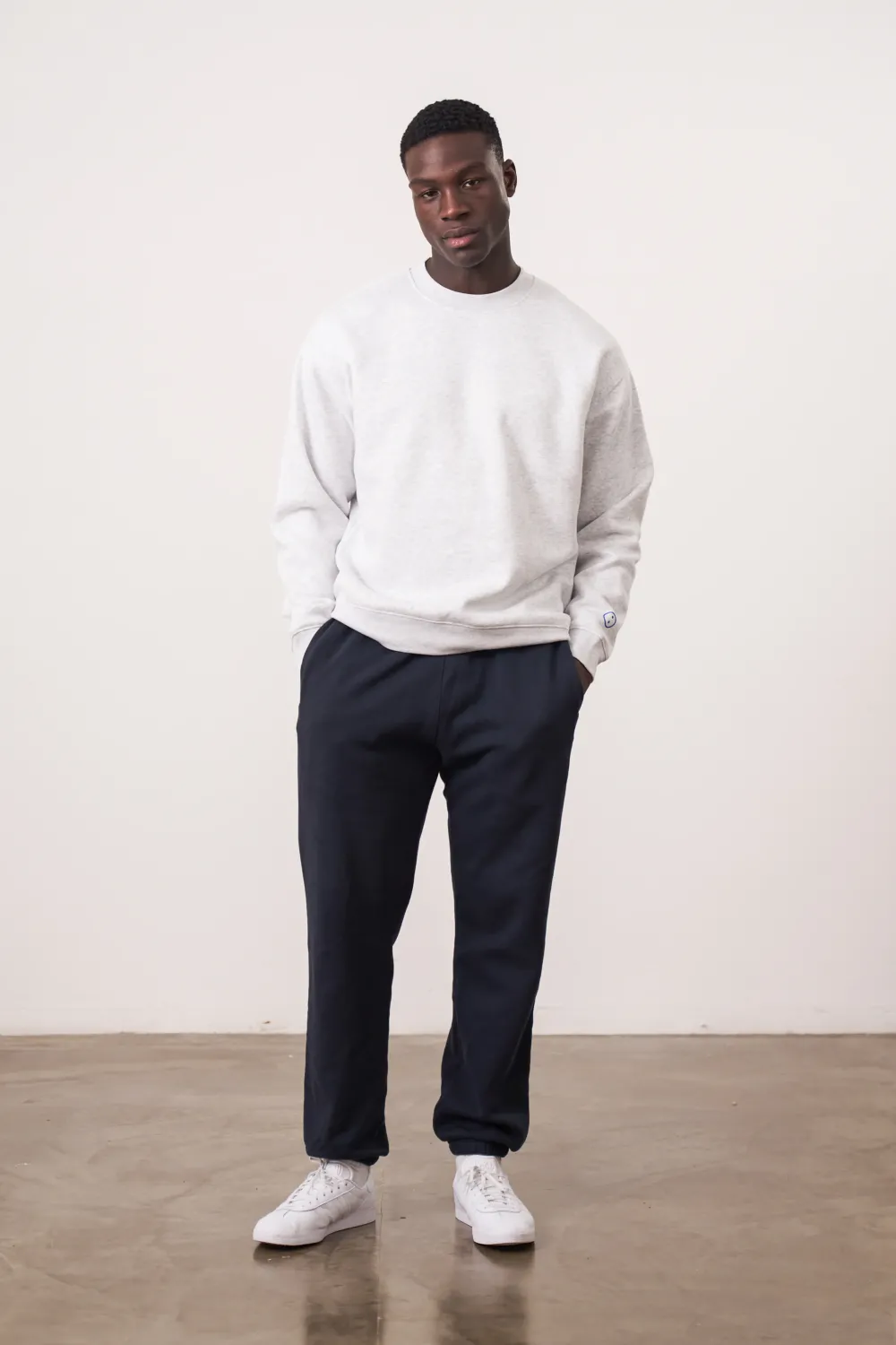UN:IK Essentials Essentials Premium Sweater - Ash