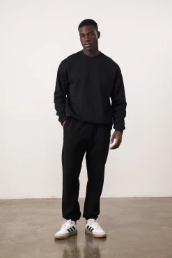 UN:IK Essentials Essentials Premium Sweater - Black