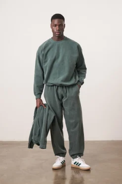 UN:IK Essentials Essentials Vintage Washed Sweater & Jogger Set - Forest