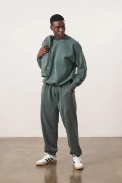 UN:IK Essentials Essentials Vintage Washed Sweater & Jogger Set - Forest