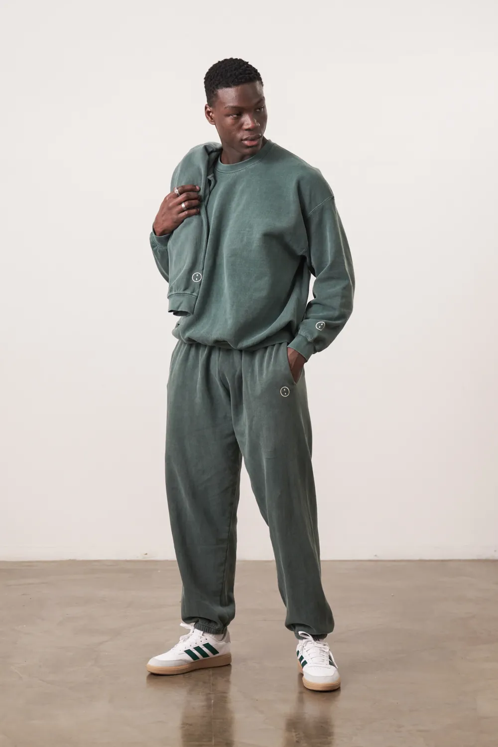 UN:IK Essentials Essentials Vintage Washed Sweater & Jogger Set - Forest