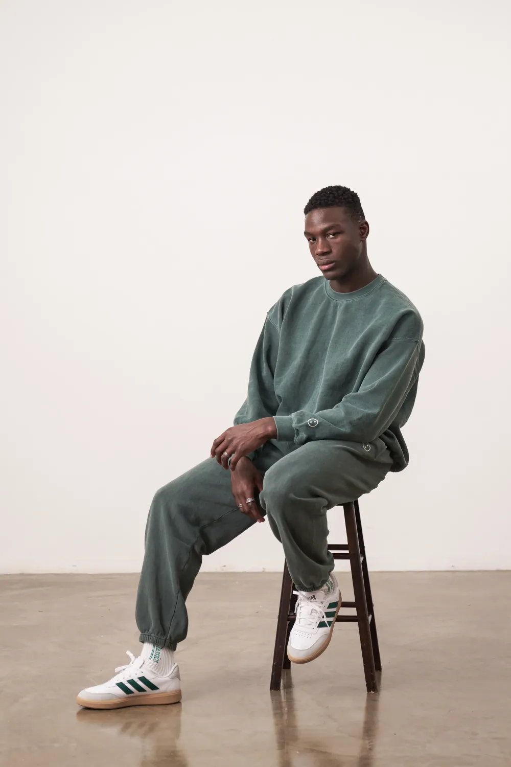 UN:IK Essentials Essentials Vintage Washed Sweater & Jogger Set - Forest