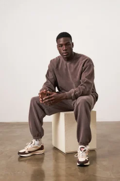 UN:IK Essentials Essentials Vintage Washed Sweater - Cocoa