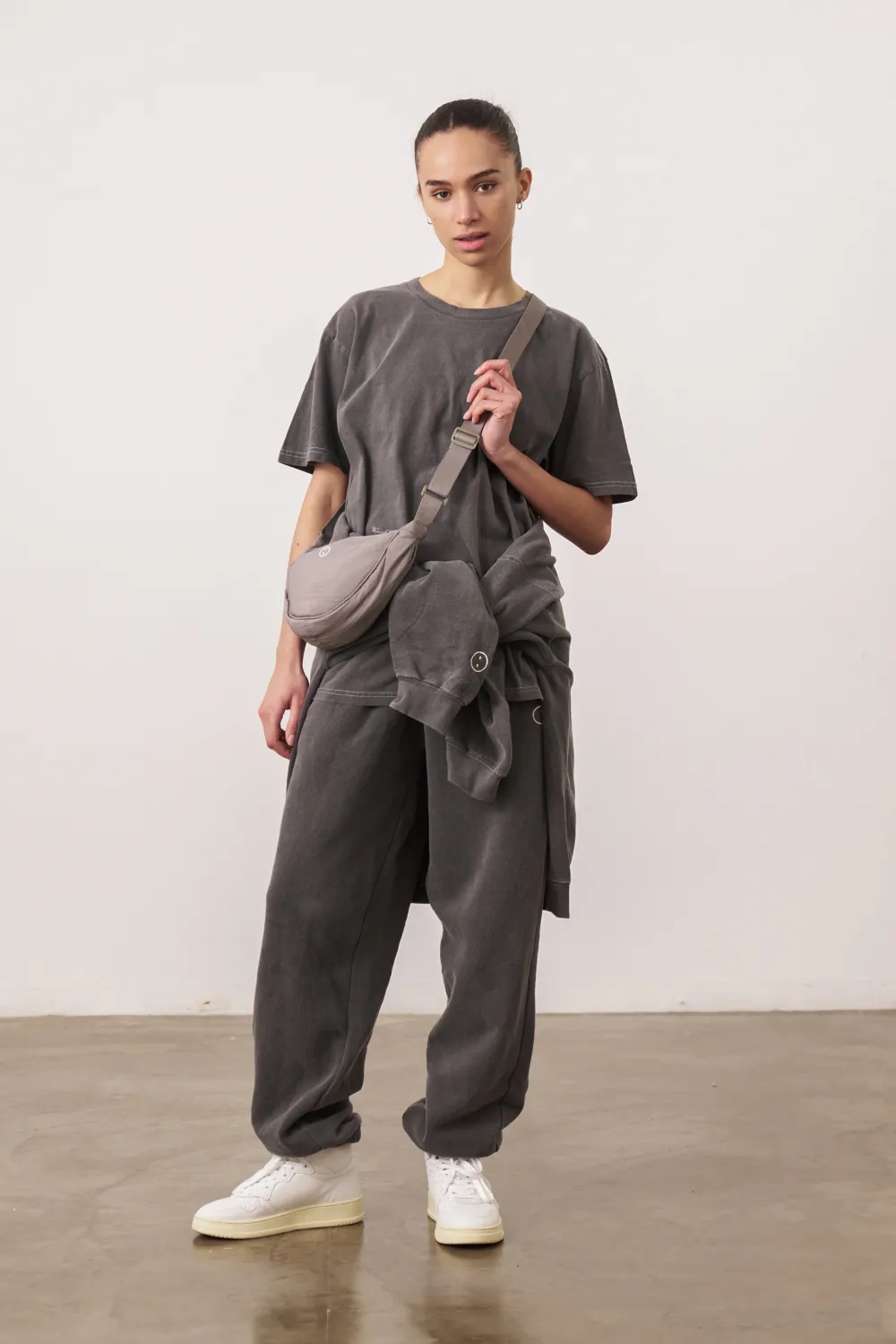 UN:IK Essentials Essentials Vintage Washed Joggers - Charcoal
