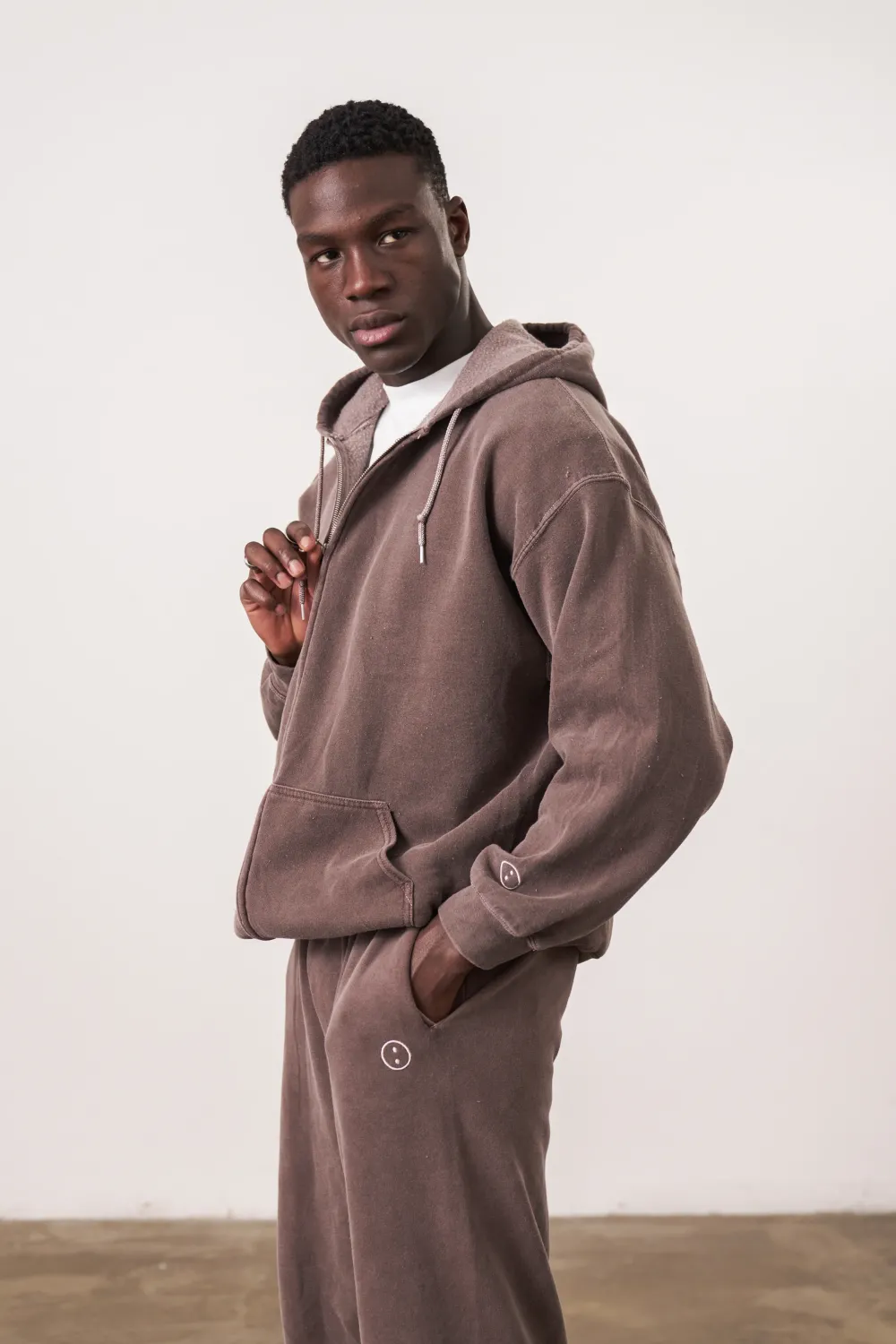 UN:IK Essentials Essentials Vintage Washed Zip-Up Hoodie & Jogger Set - Cocoa