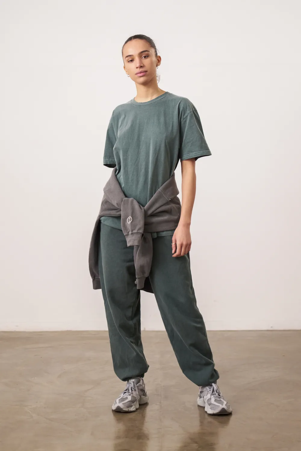 UN:IK Essentials Essentials Vintage Washed Tee - Forest