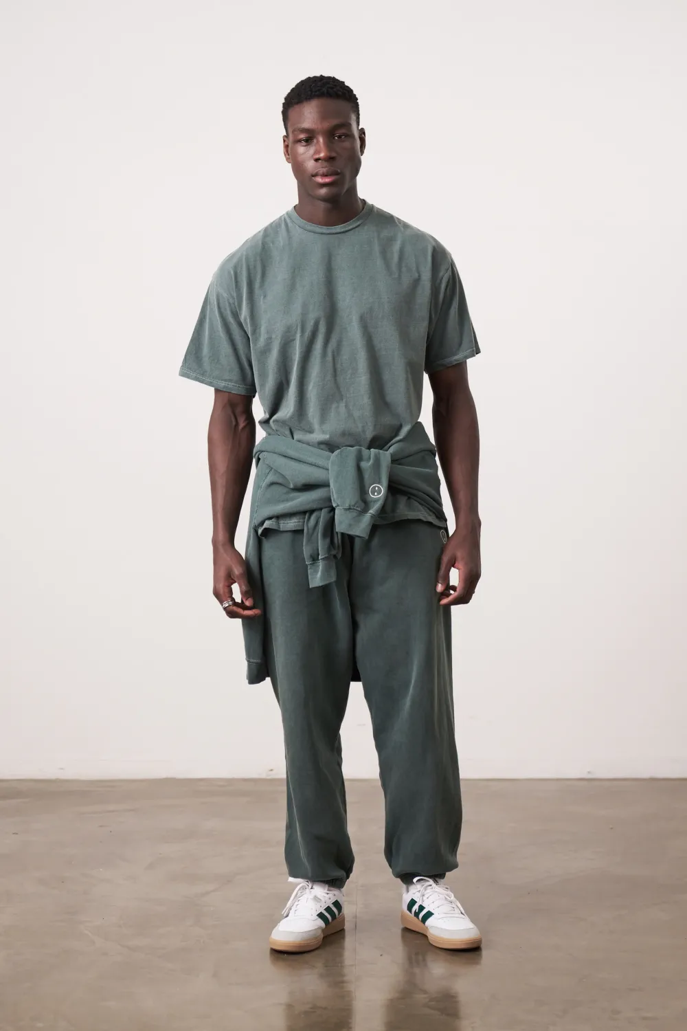 UN:IK Essentials Essentials Vintage Washed Tee - Forest