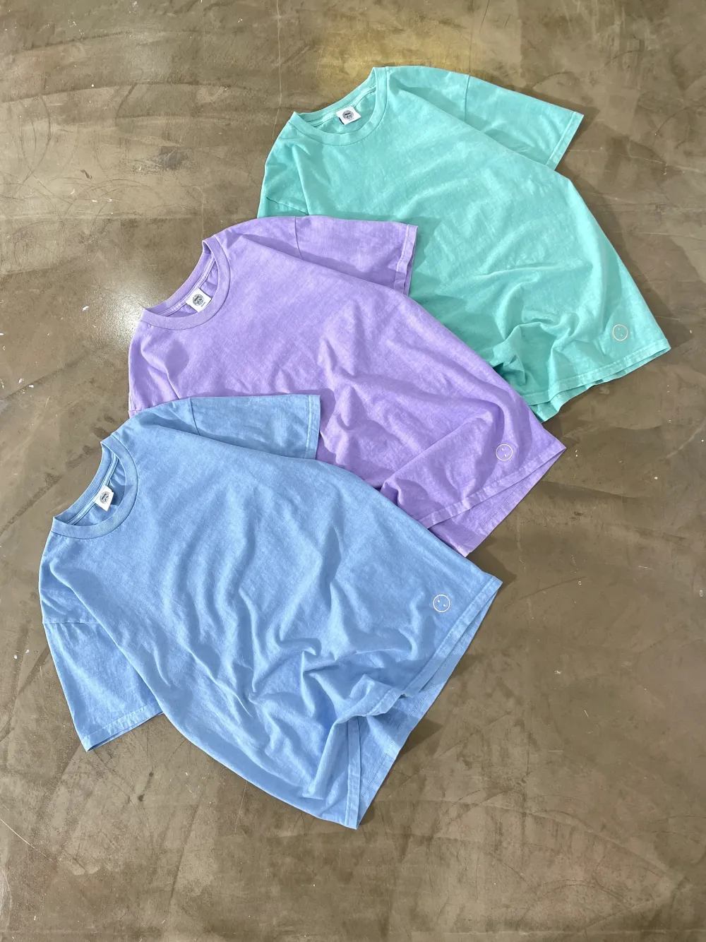UN:IK Essentials Essentials Vintage Washed Tee - Lilac