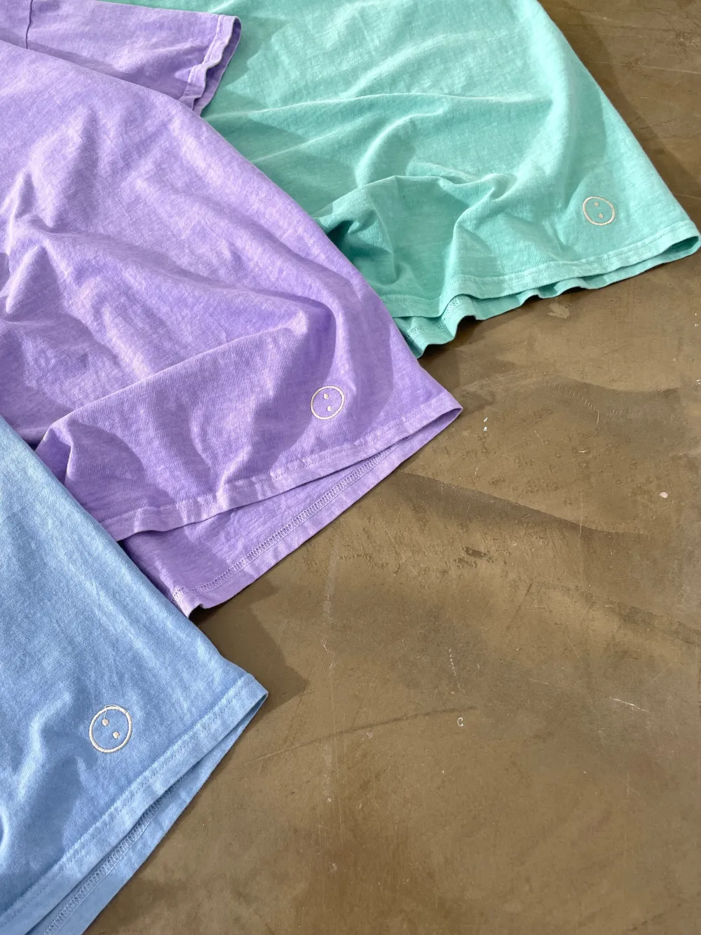 UN:IK Essentials Essentials Vintage Washed Tee - Lilac