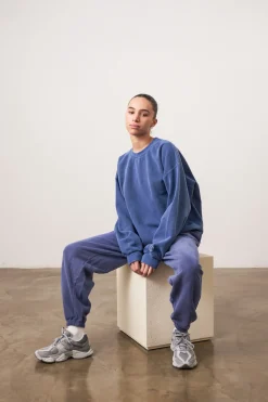 UN:IK Essentials Essentials Vintage Washed Sweater - Navy