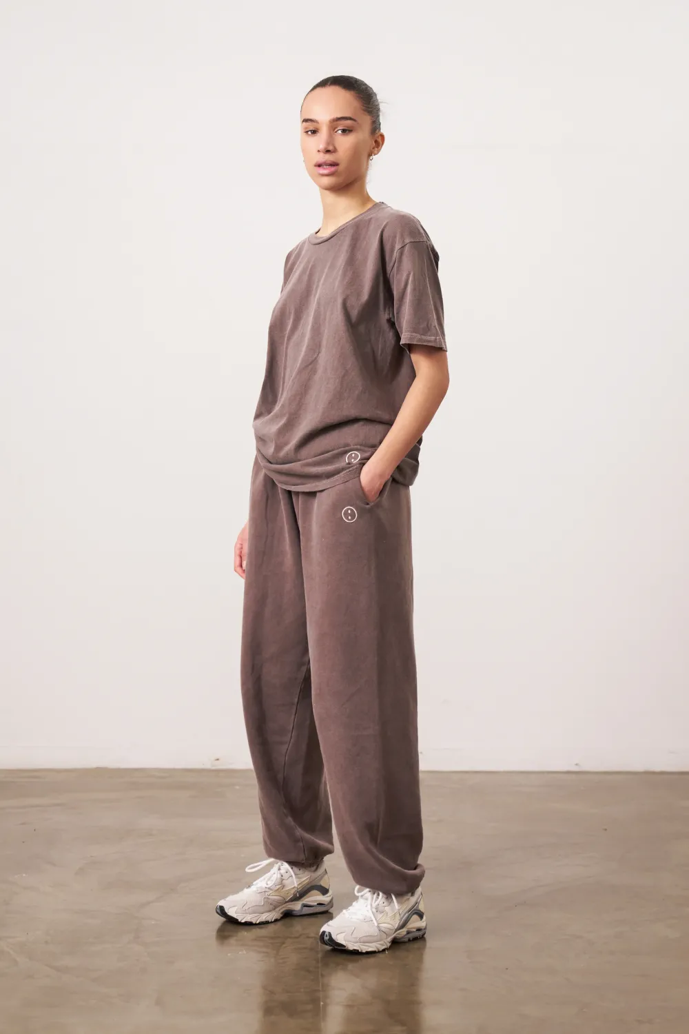 UN:IK Essentials Essentials Vintage Washed Tee - Cocoa