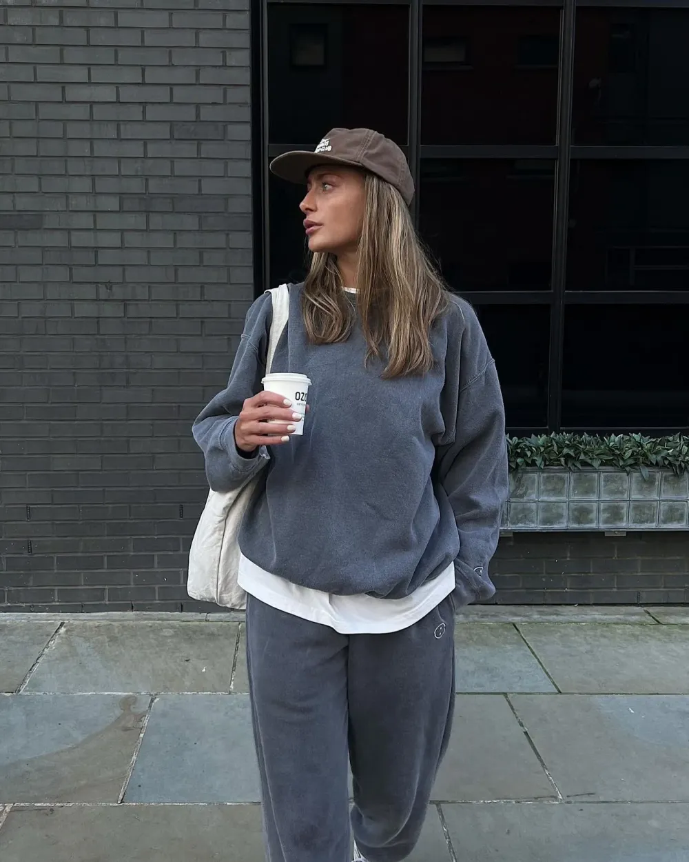 UN:IK Essentials Essentials Vintage Washed Sweater & Jogger Set - Charcoal