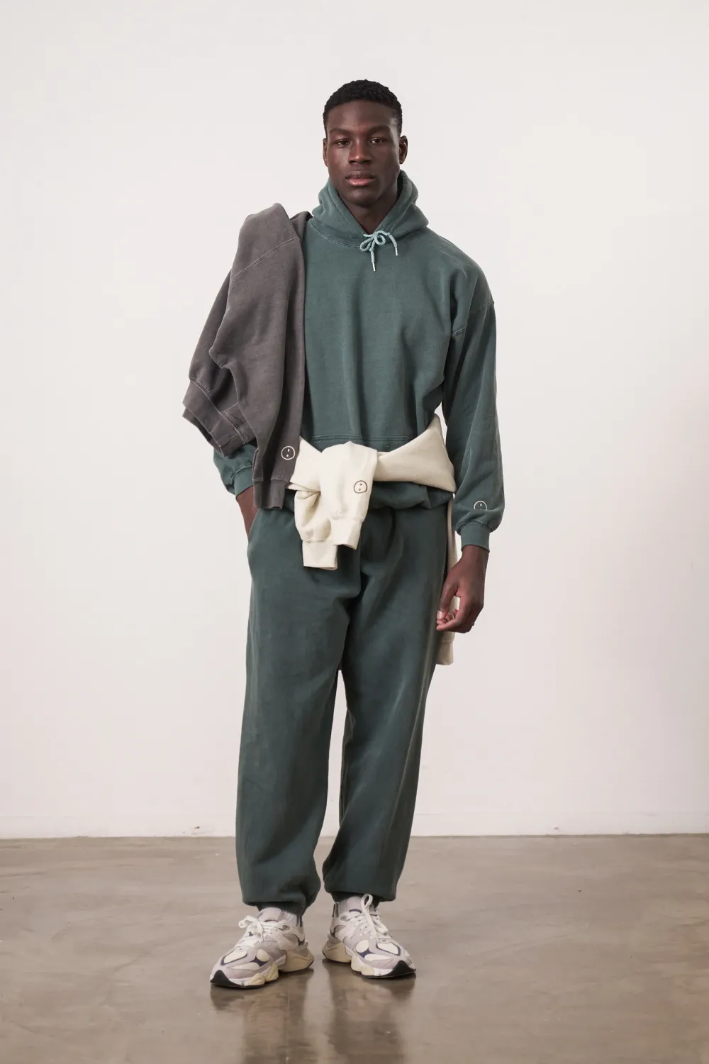 UN:IK Essentials Essentials Vintage Washed Hoodie - Forest