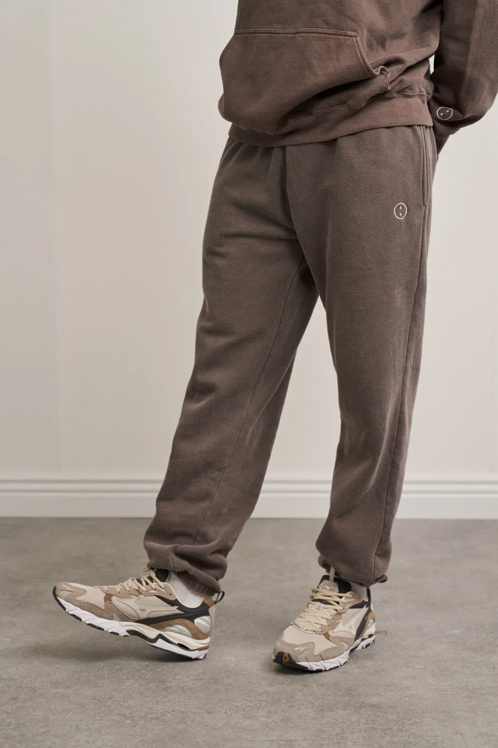 UN:IK Essentials Essentials Vintage Washed Joggers - Cocoa