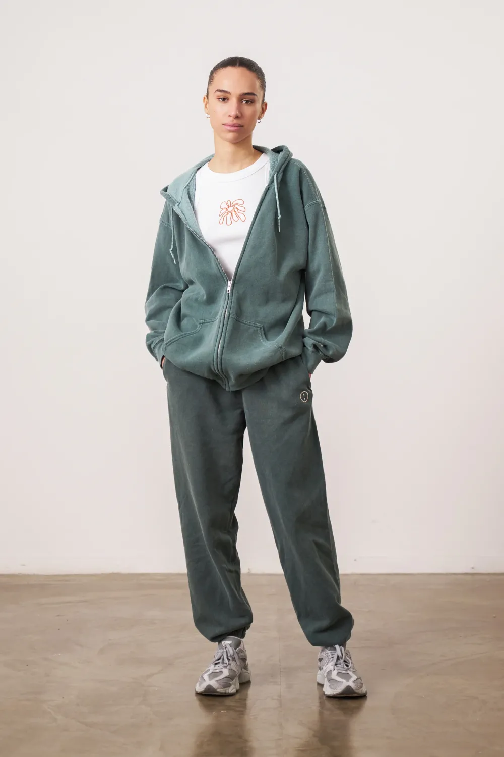 UN:IK Essentials Essentials Vintage Washed Zip-Up Hoodie & Jogger Set - Forest