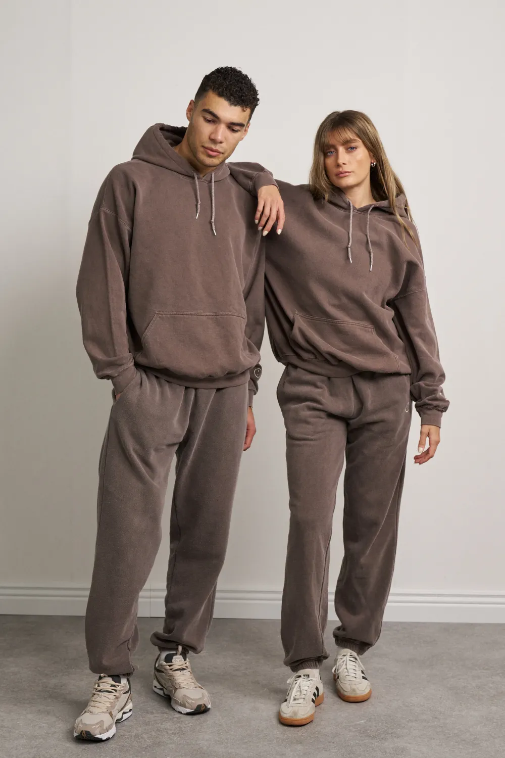 UN:IK Essentials Essentials Vintage Washed Hoodie - Cocoa