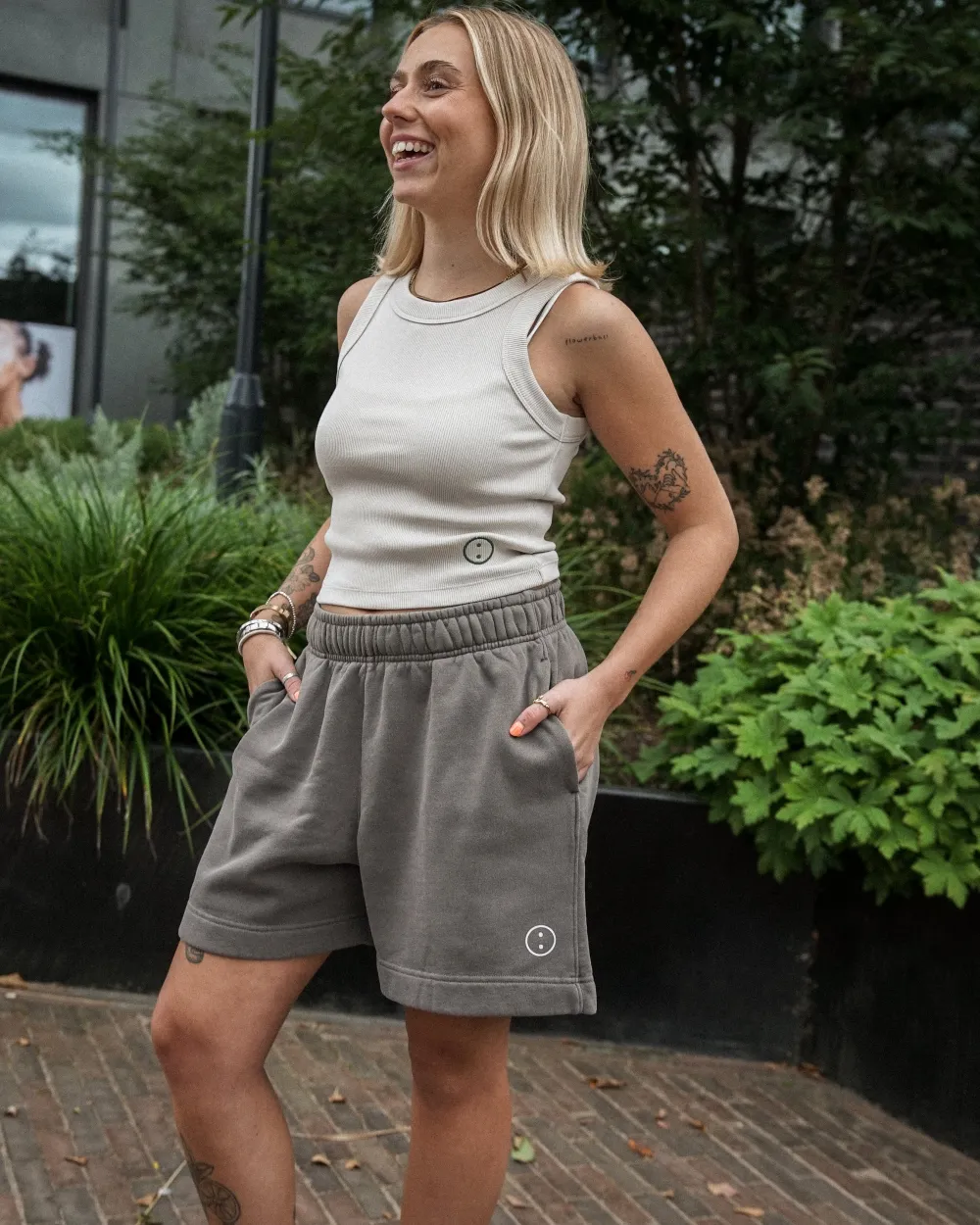 UN:IK Essentials Essentials WMNS Embroidered Crop Rib Tank - Bone