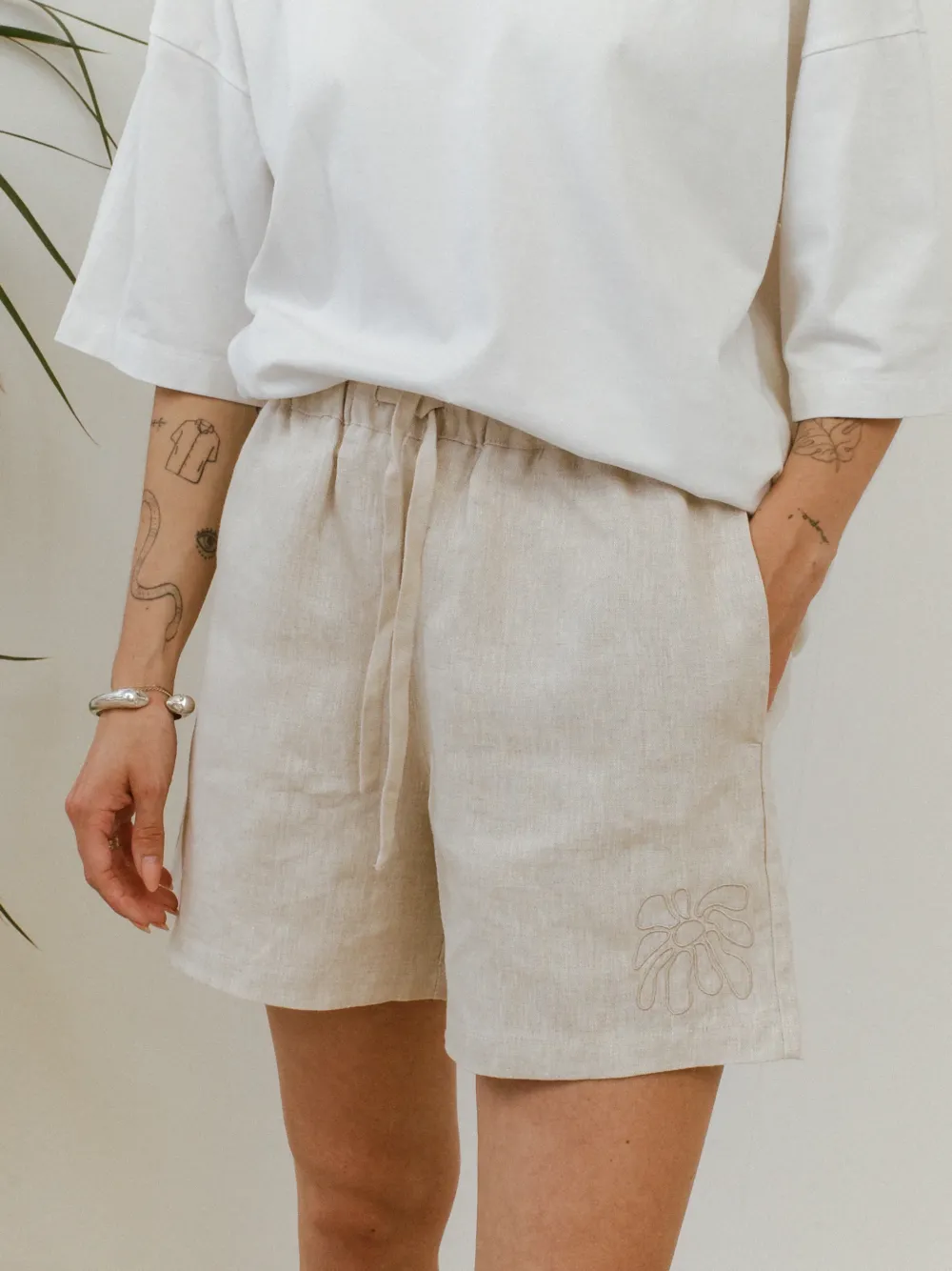 Women FLWRS by Chloe Hayward FLWRS Embroidered Linen Shorts - Natural