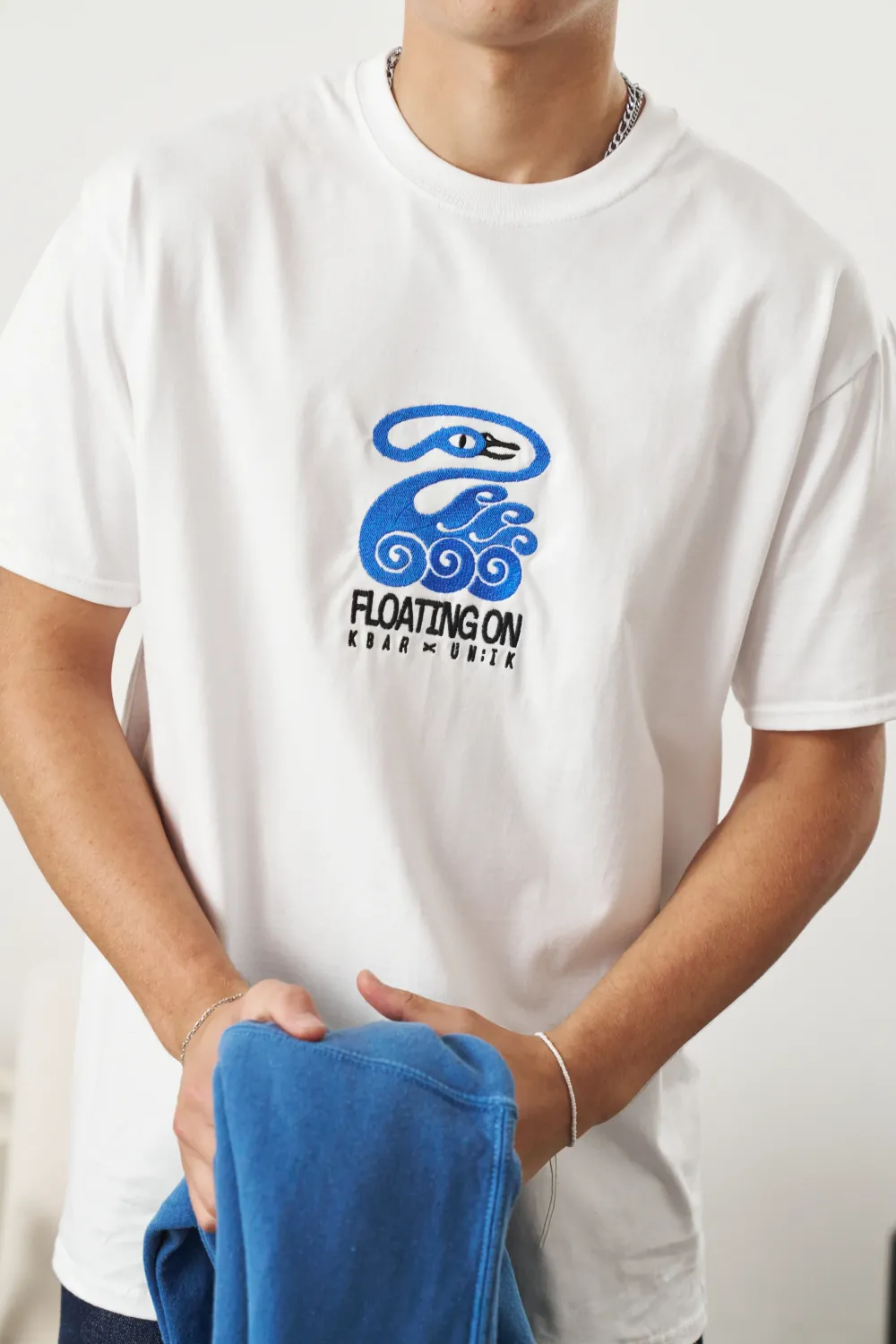 KBar Design KBAR X UN:IK 'Floating On' Embroidered Tee - White