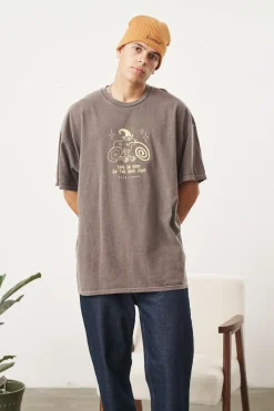 KBar Design KBAR X UN:IK 'Frog Pond' Vintage Washed Tee - Chocolate