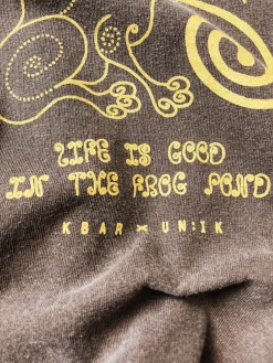 KBar Design KBAR X UN:IK 'Frog Pond' Vintage Washed Tee - Chocolate