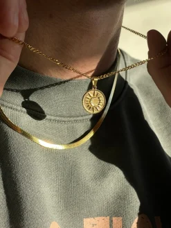 UN:IK Essentials Moon Pendant Necklace - Silver / Gold