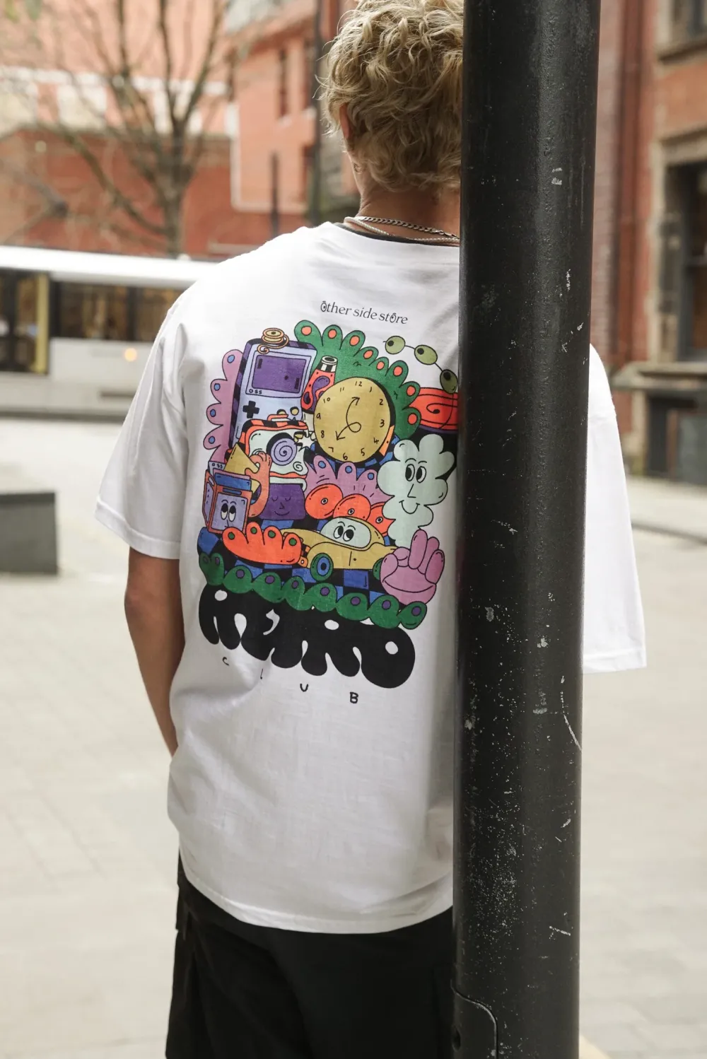 Other Side Store 'Retro Club' Tee - White