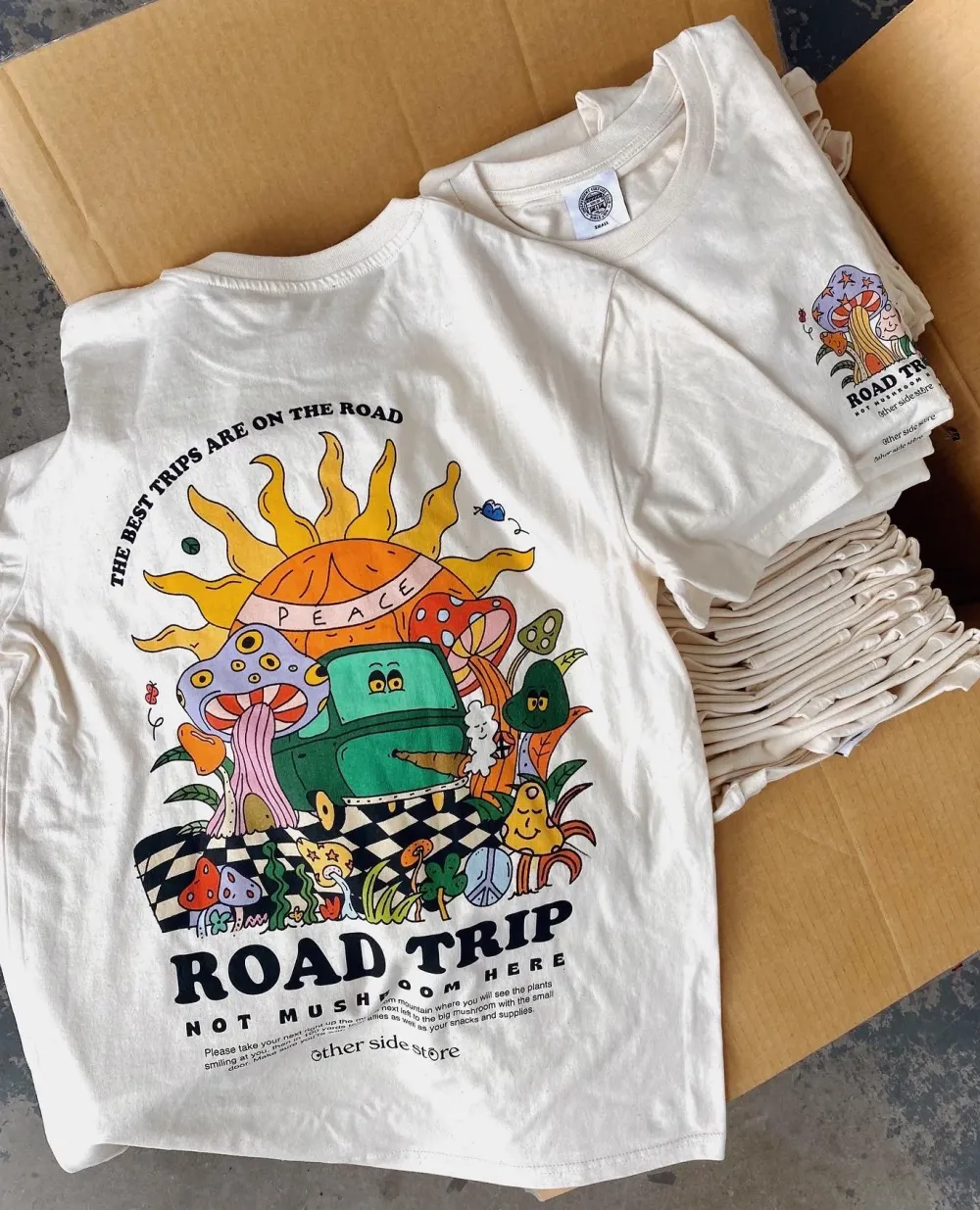 Discounted Bundles Other Side Store 'Road Trip' Organic Tee & Print Bundle