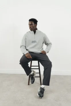 Vice 84 'Académie Des Sports Script' 1/4 Zip Sweater - Grey