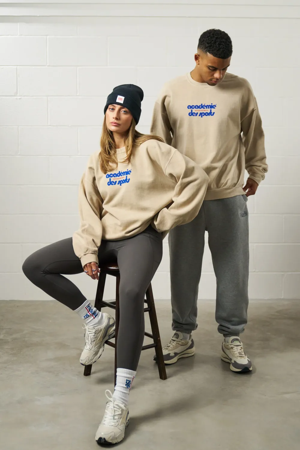 Vice 84 'Club Académie' Vintage Washed Sweater - Sand