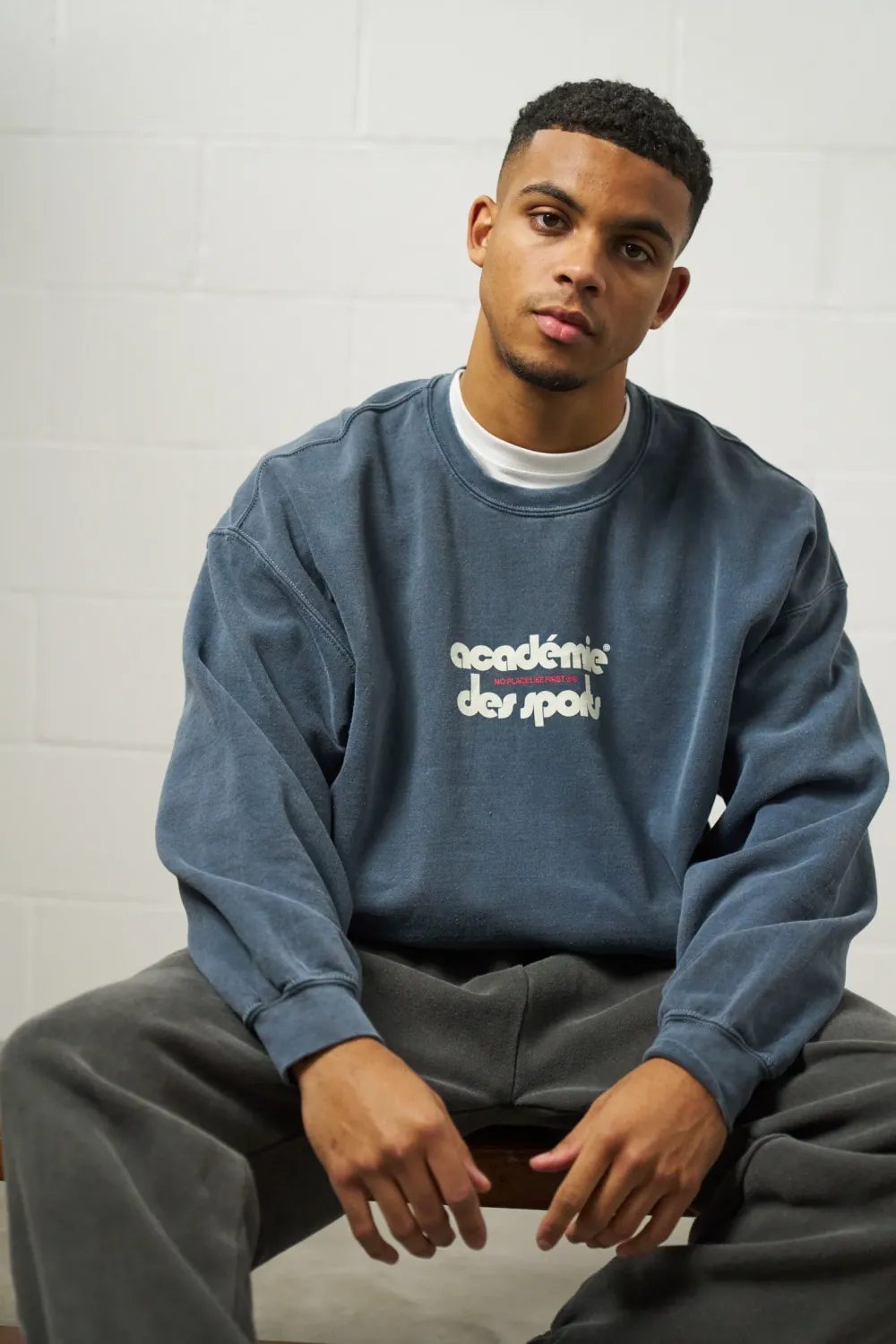 Vice 84 'Club Académie' Vintage Washed Sweater - Navy