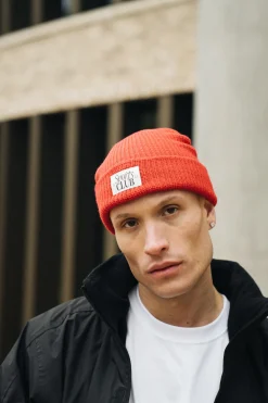 Vice 84 'Sports Club' Ribbed Beanie - Red